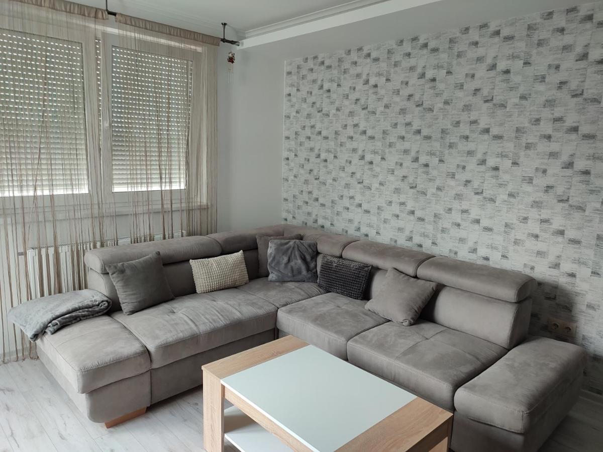 Devai-Lux Apartman Шарвар Экстерьер фото