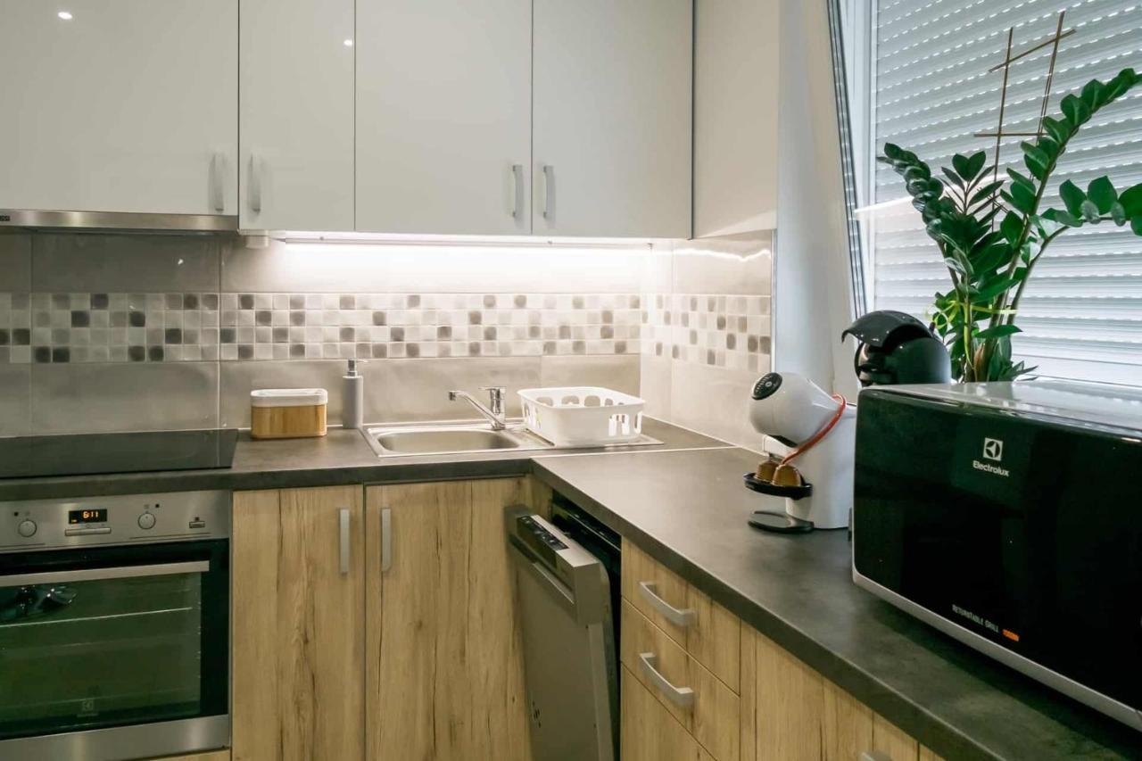 Devai-Lux Apartman Шарвар Экстерьер фото