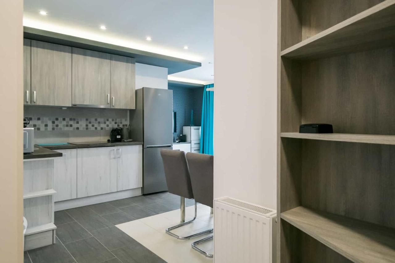 Devai-Lux Apartman Шарвар Экстерьер фото