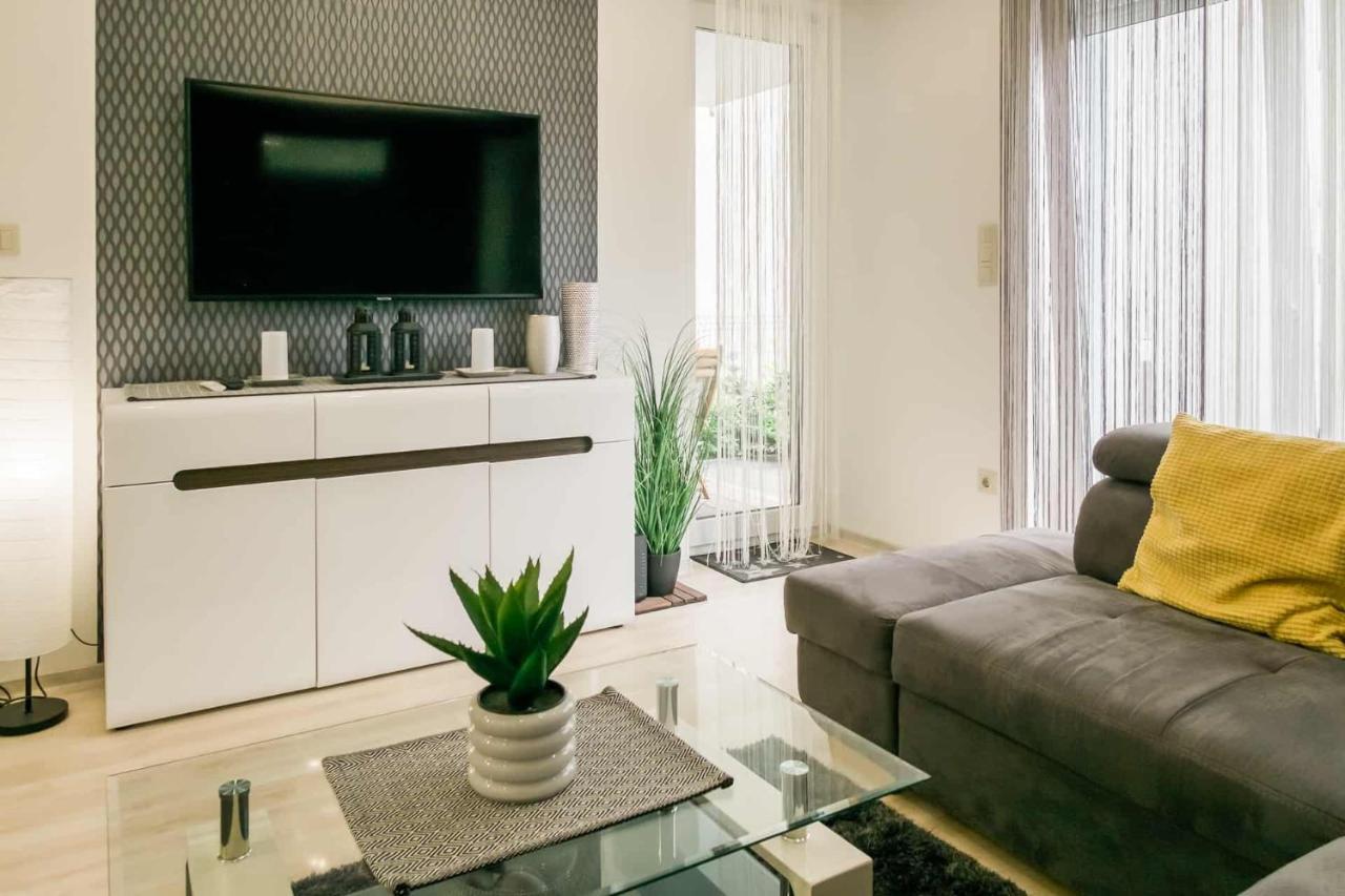 Devai-Lux Apartman Шарвар Экстерьер фото