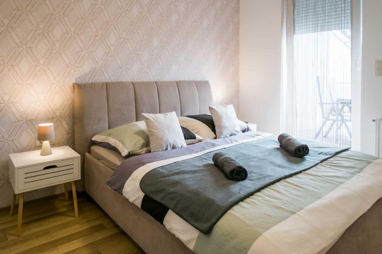 Devai-Lux Apartman Шарвар Экстерьер фото